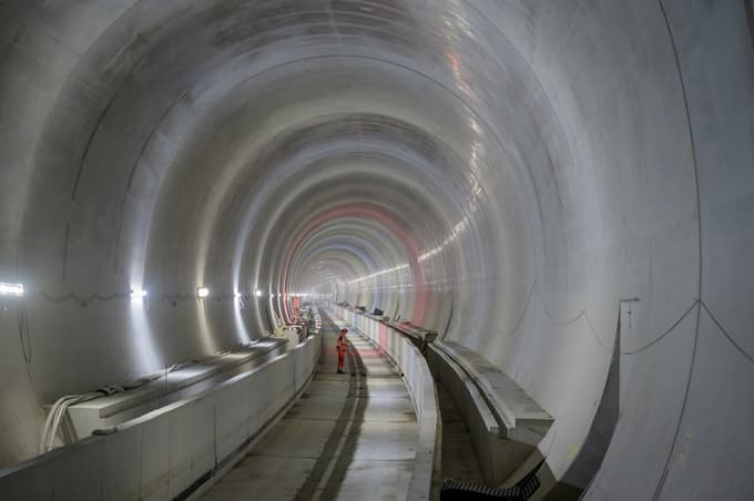 Golob napovedal gradnjo tretjega, vzporednega tira in ukinitev obstoječe proge. Kdaj bo zgrajen?