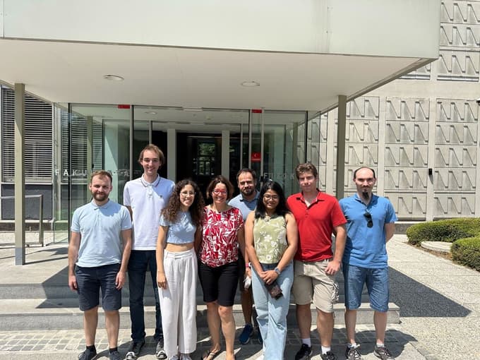 Ekipa slovenskih astrofizikov s Fakultete za matematiko in fiziko