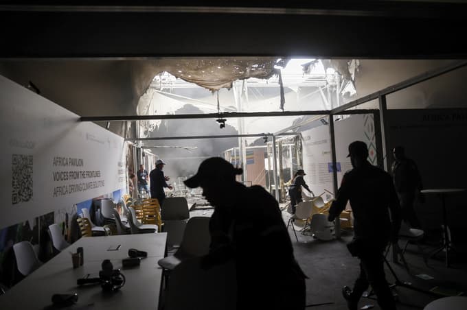 (FOTO) Požar na prizorišču COP30 pod nadzorom, delegati evakuirani