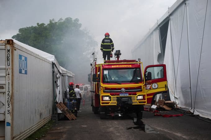 (FOTO) Požar na prizorišču COP30 pod nadzorom, delegati evakuirani