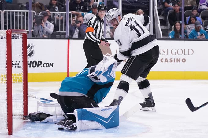 Kralji Anžeta Kopitarja na svojem ledu izgubili z Bostonom