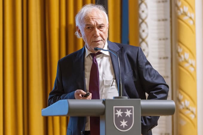 V času Marka Zupana je začela delovati Enota za možgansko kap