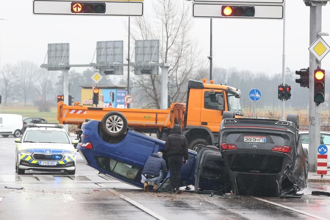 Nesreča, ki jo je povzročil 18-letnik.