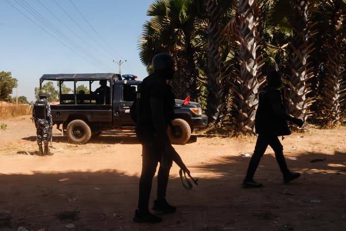 Izredne razmere v Nigeriji: Ugrabili več sto učencev iz katoliške šole