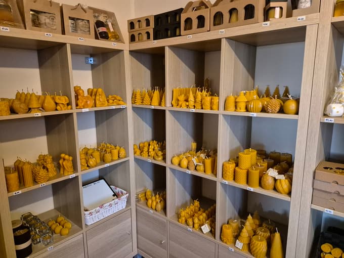 Čebelarska tradicija v družini Tigeli je močna in sega več generacij nazaj.