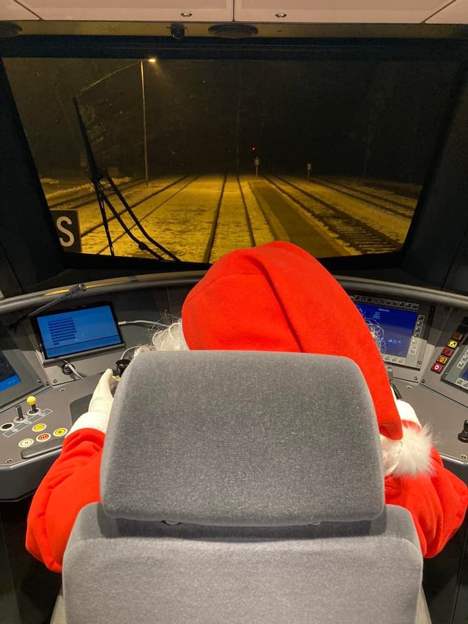Z vlakom v čarobni december!
