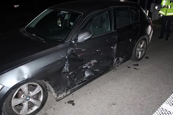 (FOTO) Pod vplivom alkohola ponoči na dolenjski avtocesti povzročil nesrečo