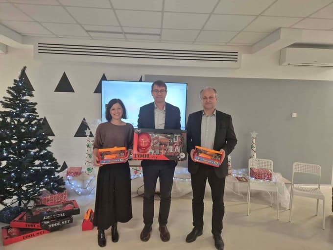 (FOTO) V Vrtcu Ravne prvi tehniški dan: Najmlajši v vlogi malih mojstrov