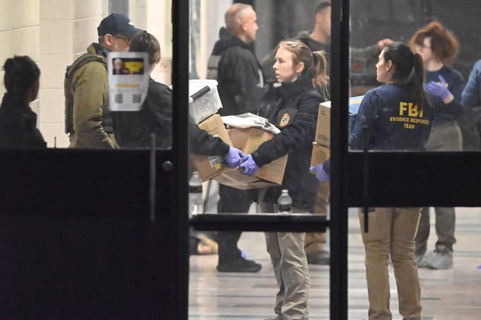 (FOTO) V streljanju na univerzi Brown v ZDA ubita dva človeka, več ranjenih