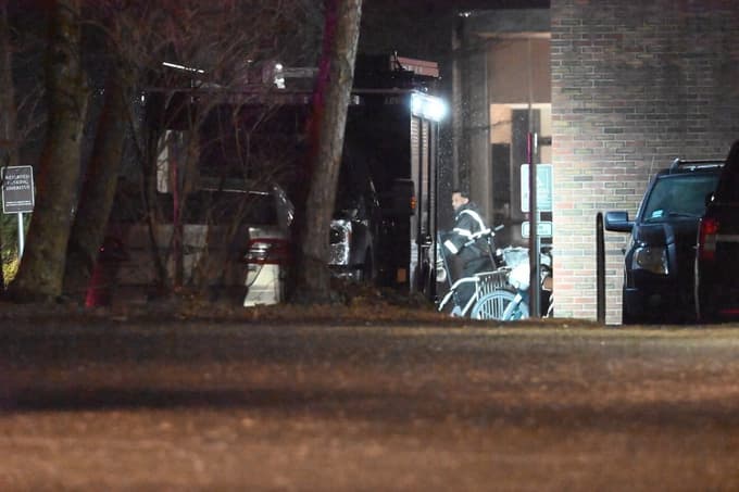 (FOTO) V streljanju na univerzi Brown v ZDA ubita dva človeka, več ranjenih