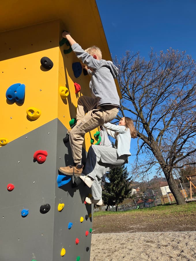 (FOTO) V Limbušu zaživela nova plezalna stena