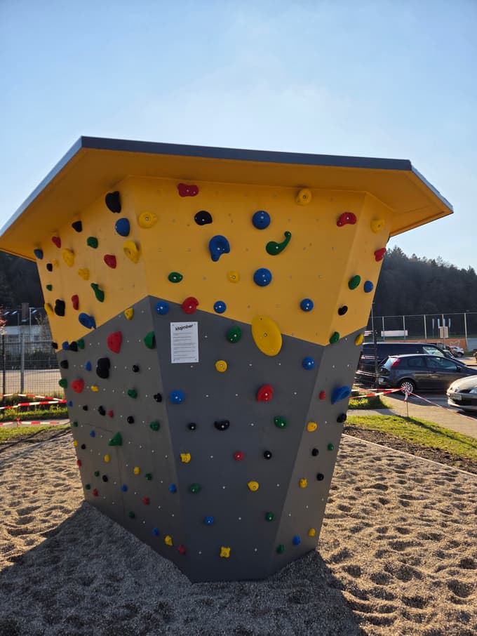 (FOTO) V Limbušu zaživela nova plezalna stena