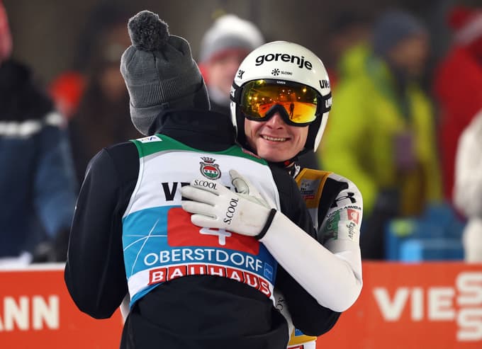 Kot največjega tekmeca izpostavlja ... Domna Prevca!