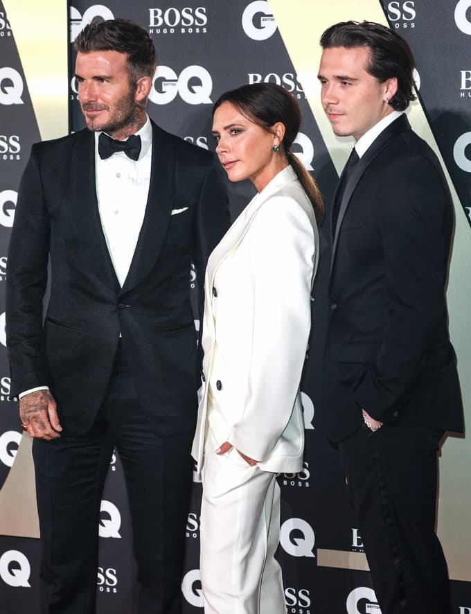 Brooklyn Beckham z očetom Davidom in mamo Victorio Beckam.