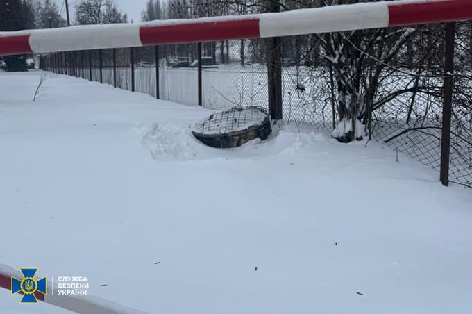 (FOTO) Ukrajinski obveščevalci razkrili, kaj so našli na kraju udara ruskega orešnika