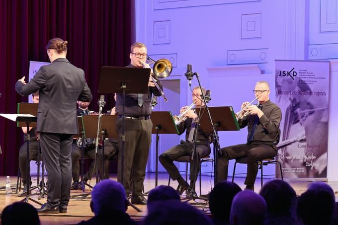 Igrali so njegove najlepše. Koncert v spomin na Toneta Neuvirta: Glasba je bila njegovo življenje