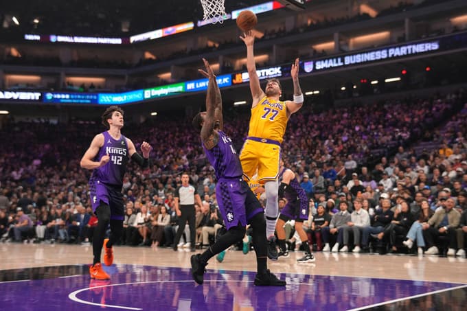 (FOTO) Lakers kljub 42 točkam Dončića praznih rok v Sacramentu