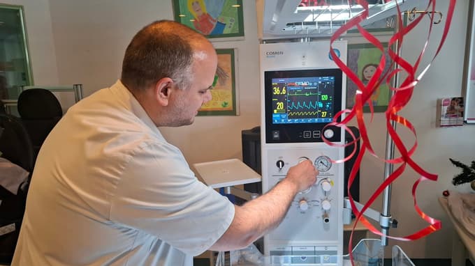 Z grelno mizico bodo lahko nudili intenzivno pomoč najhuje bolnim novorojencem že prve sekunde po rojstvu.