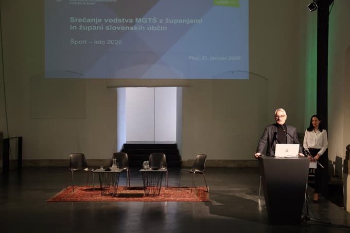 Minister Han: "Športna infrastruktura ni namenjena le vrhunskemu športu, temveč vsakodnevnemu življenju ljudi."