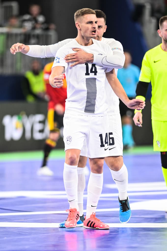 Matej Fideršek verjame v napredovanje iz skupine. 