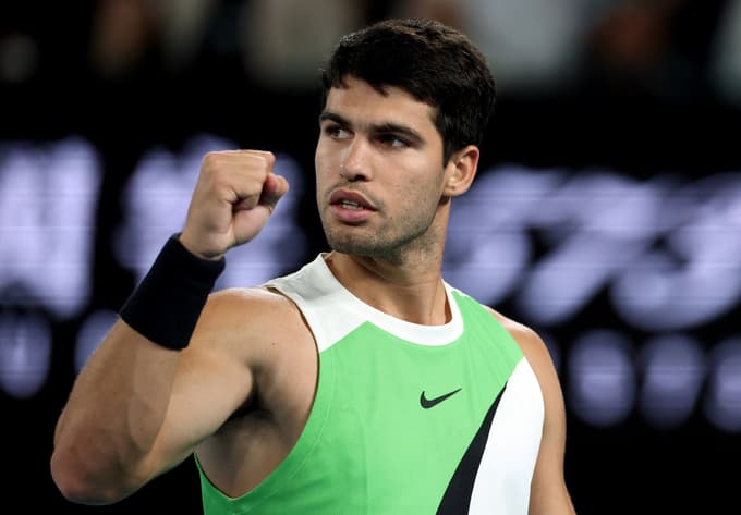 (FOTO) Alcaraz premagal Đokovića za prvo slavje v Melbournu, zdaj ima zmage na vseh turnirjih za grand slam