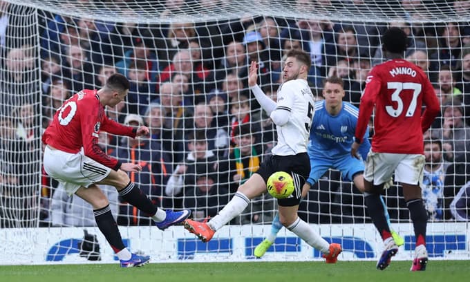 (FOTO) Šeško zadel za tretjo zaporedno Unitedovo zmago