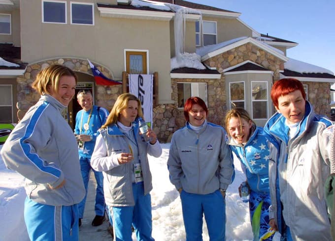 14. februar 2002, Salt Lake City, zimske olimpijske igre. Od leve: Lea Dabič, Špela Pretnar, Alenka Dovžan, Tina Maze in Nataša Bokal. 