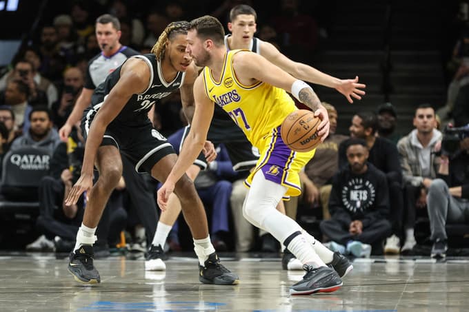 (FOTO) Dončić z jezerniki do zmage na vzhodni obali ZDA, več kot polovico svojih točk dosegel že v prvi četrtini