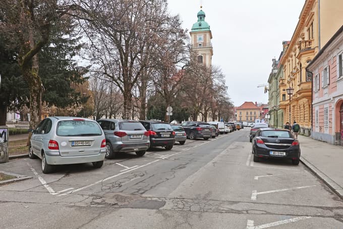 Tema umikanja avtomobilov iz mestnih središč je v Mariboru še posebej aktualna in nemalokrat polemična.