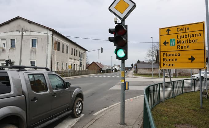 Gradnja krožišča pri Greifu: Zaprt bo le krak proti centru Frama, promet drugod izmenično enosmerno. Kje bodo zapore?