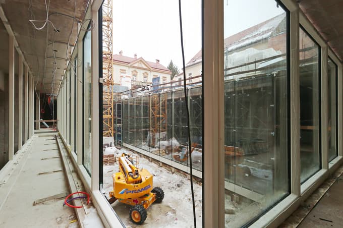 Mariborska knjižnica razpisuje natečaj za vizualno podobo ob odprtju Centra Rotovž: Sovica ostaja, a v novi preobleki