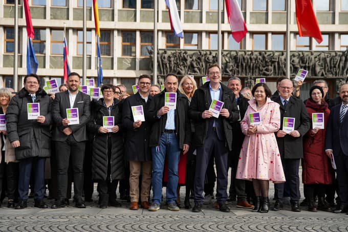 (30 AKTUALNIH VPRAŠANJ) Prerod: Prav je, da tisti, ki imajo več, tudi več prispevajo