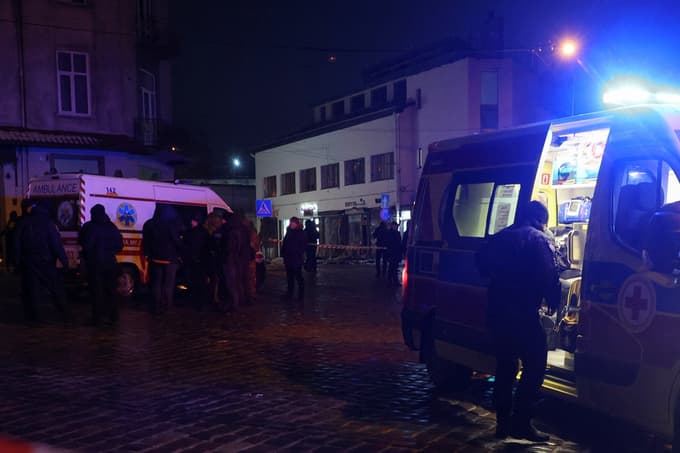 (FOTO in VIDEO) Kaj se je zgodilo na zahodu Ukrajine? Odjeknili eksploziji, sirene pa niso opozarjale na zračni napad