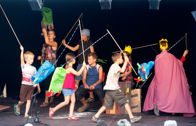 Zimske počitnice v Mariboru: Od drsanja do raziskovanja podzemlja