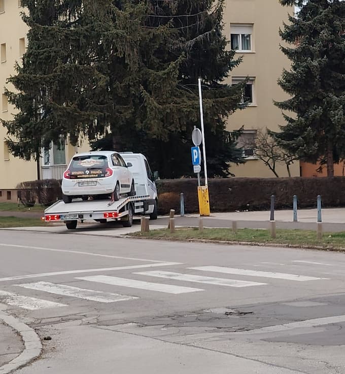 Gostinec je twinga dobil nazaj.