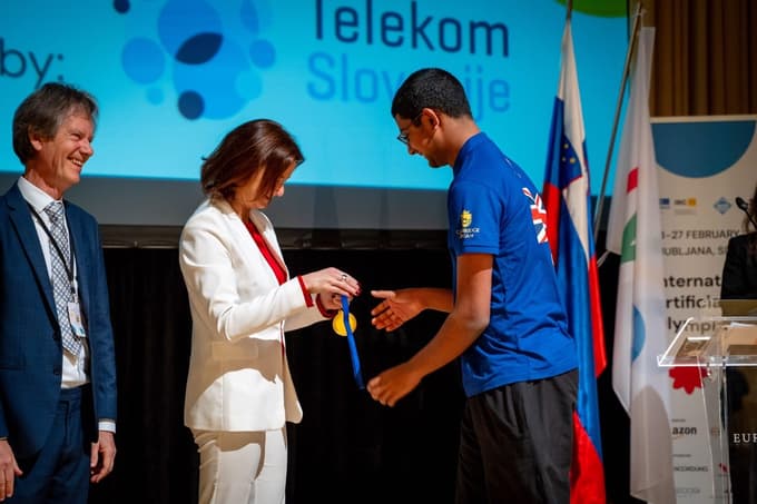 Na olimpijadi se je najbolje odrezal Britanec Anango Prabhat.