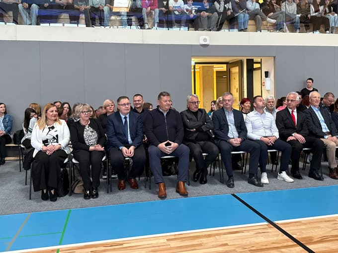 (FOTO) Nova dvorana v Slovenj Gradcu: Večmilijonski projekt države, občina prispevala le 120 tisoč evrov