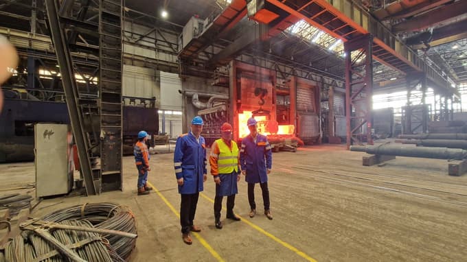 Minister Han v Metalu Ravne