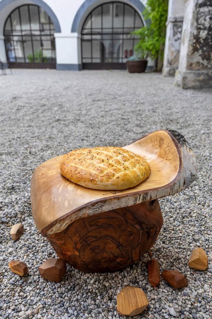 Unikatni pladenj za belokranjsko pogačo