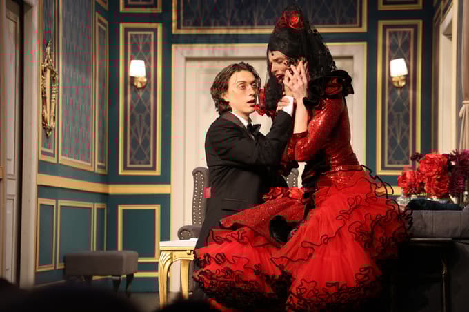 V koprskem gledališču je bila predstava premierno uprizorjena januarja.