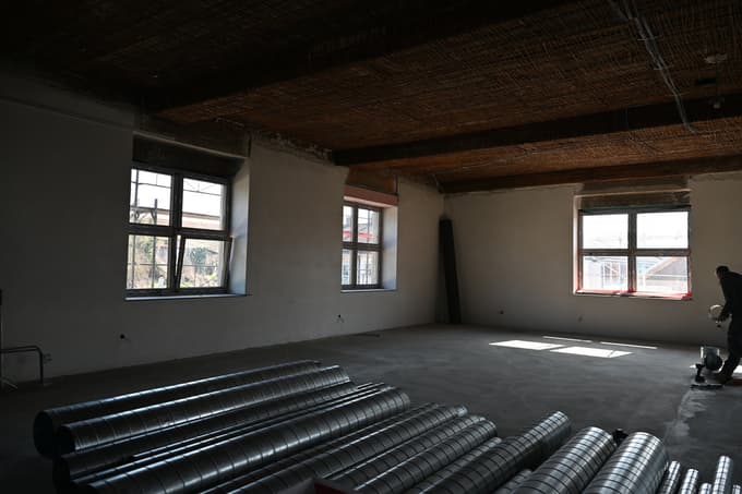 Skupna vrednost del je približno 1,443.000 evrov z DDV. Občina Ormož je prejela tudi sklep ministrstva za kohezijo in regionalni razvoj o odobritvi sofinanciranja v višini enega milijona evrov.