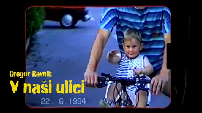 (VIDEO) Prepoznate tega fantička? Danes je eden najbolj cenjenih slovenskih pevcev
