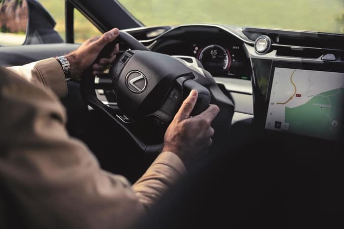 Ko kolesa krmili elektronski signal