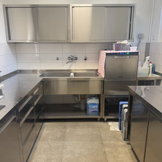 (FOTO) Za več kot 415 tisoč evrov prenovili del mariborskega vrtca: Otroci in zaposleni z novimi sanitarijami