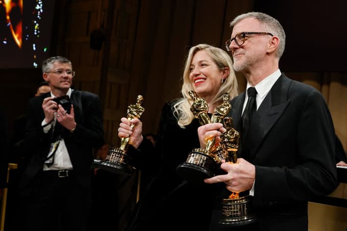 (FOTO) Ena bitka za drugo na 98. podelitvi osvojil oskarja za najboljši film