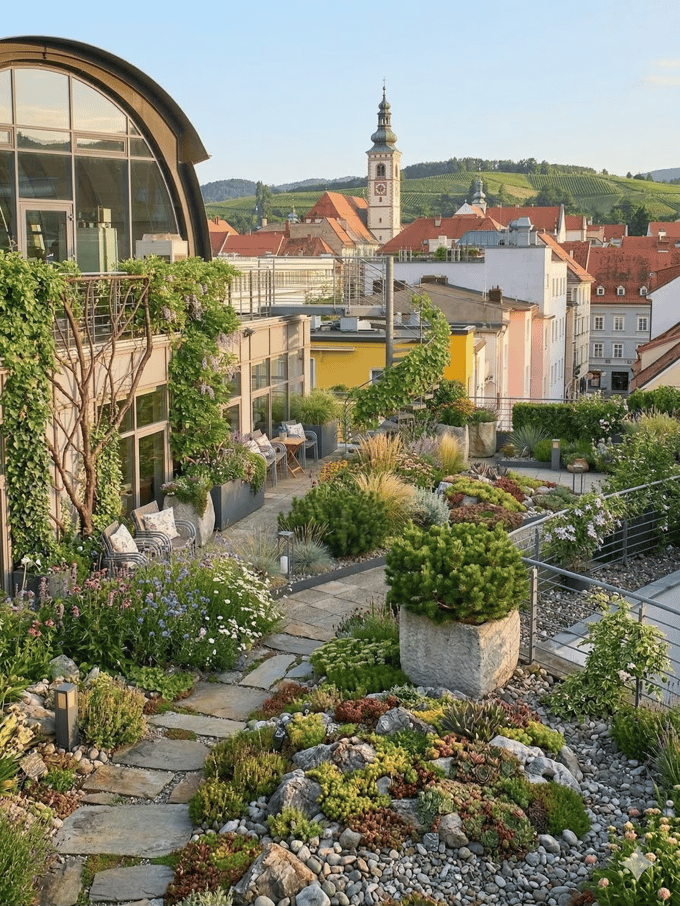 Z UI generirana ureditev je "pripela" ozadje Maribora. Kljub natančnejšim navodilom ni nujno, da bo UI zadela naš slog.