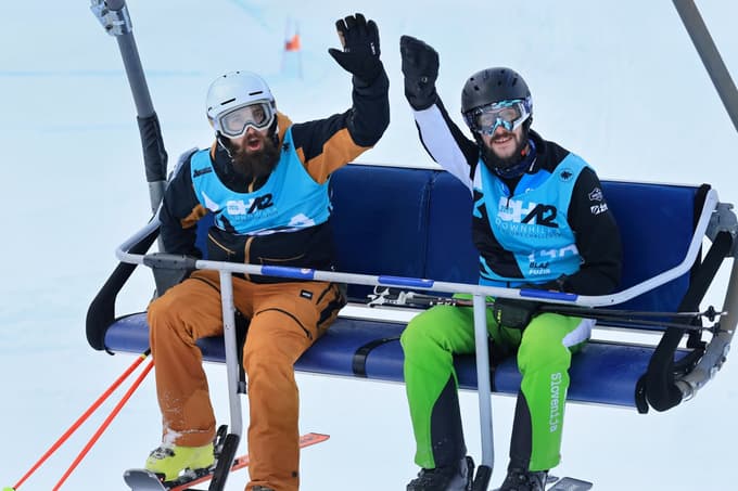 (FOTO) Metri in sekunde odločali po 12 urah smučanja na Peci: Noge in celo telo sta povsem utrujena