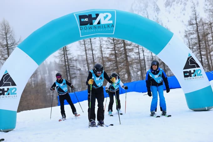(FOTO) Metri in sekunde odločali po 12 urah smučanja na Peci: Noge in celo telo sta povsem utrujena