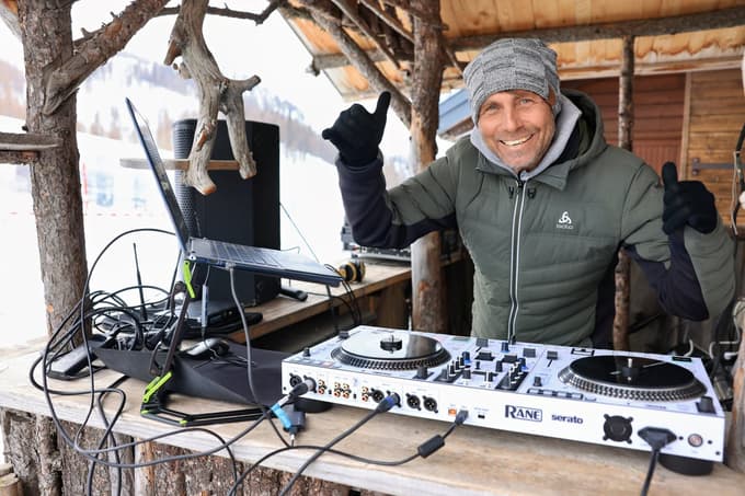 (FOTO) Metri in sekunde odločali po 12 urah smučanja na Peci: Noge in celo telo sta povsem utrujena