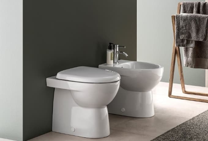 Kako izbrati pravo WC‑školjko za vaš dom – sodobne rešitve Geberit